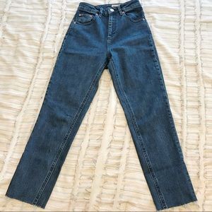 ASOS High waisted mom jean 24/25